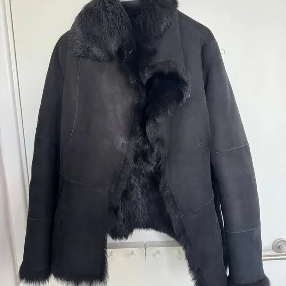 UGG Karlene Black Toscana Shearling Coat 100% Sheepskin Size Small MSRP: $1,465